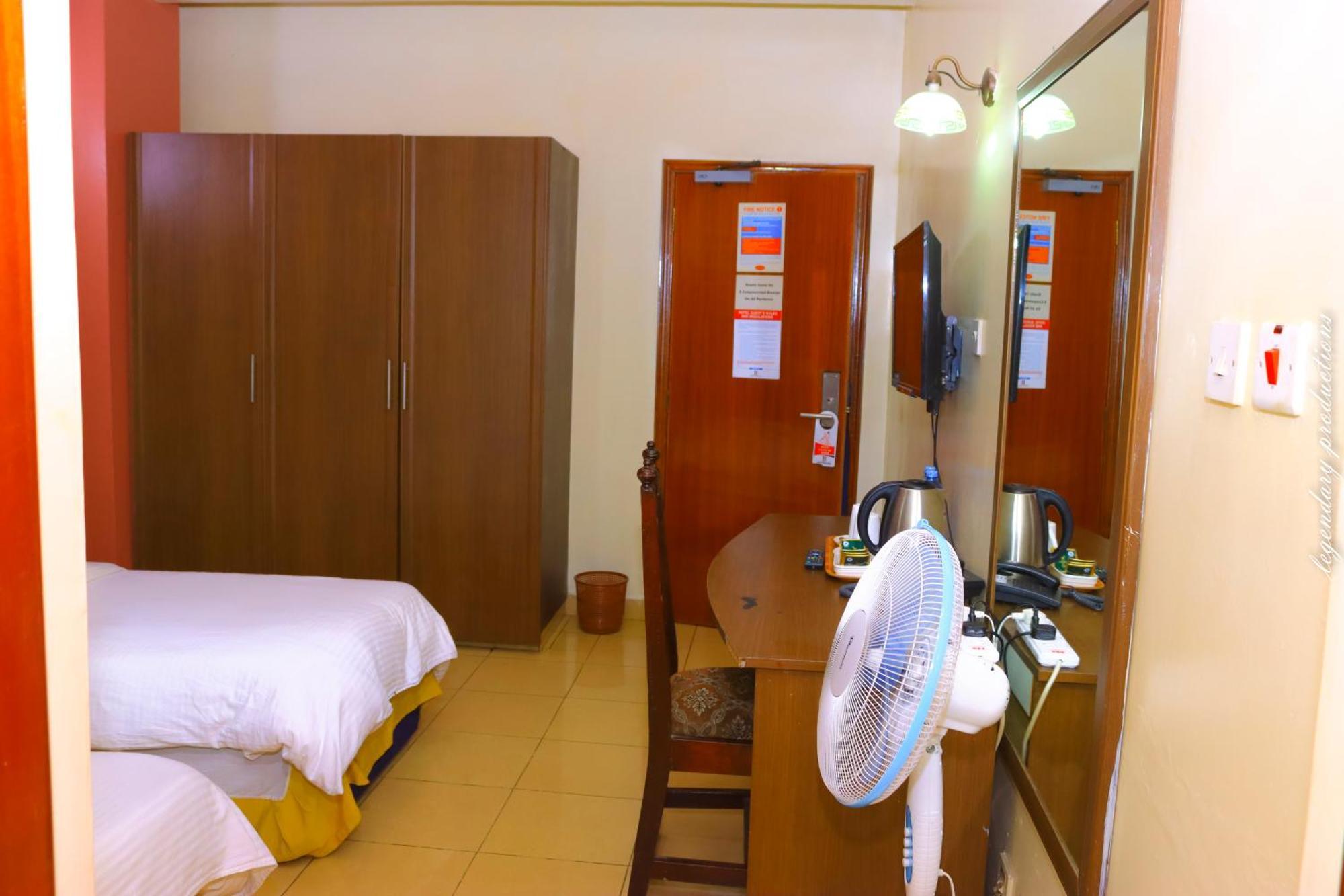 Jamia Central Hotel Найроби Экстерьер фото
